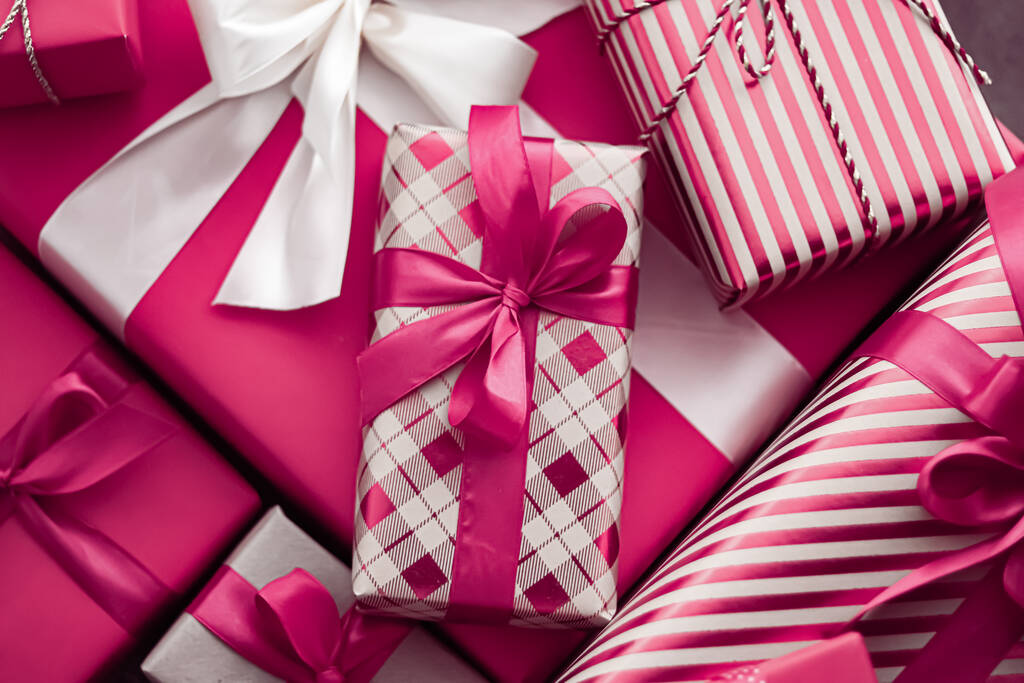 Bachelorette Party Gift Bag Ideas Your Guests Will Actually Love (4) Bachelorette Party Gift Bag Ideas Your Guests Will Actually Love (4)