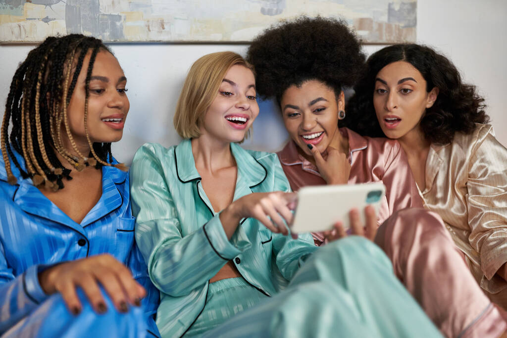 Start Here The Ultimate Guide to Planning a Bachelorette Party (3) Start Here The Ultimate Guide to Planning a Bachelorette Party (3)
