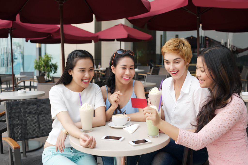 12 Best Group Hotels for a Las Vegas Bachelorette Party (Spacious, Stylish & Affordable) (3) 12 Best Group Hotels for a Las Vegas Bachelorette Party (Spacious, Stylish & Affordable) (3)