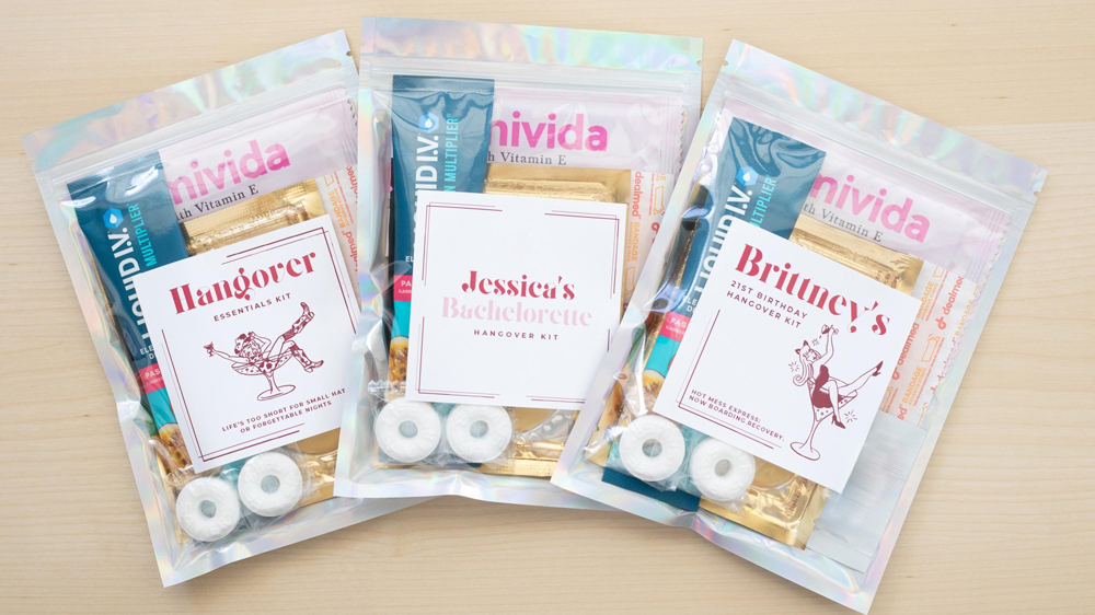25 Bachelorette Party Favors Your Guests Will Actually Use (No Junk, All Joy!) (3) 25 Bachelorette Party Favors Your Guests Will Actually Use (No Junk, All Joy!) (3)