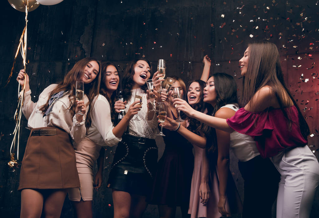 Top Las Vegas Nightclubs & Bars for Your 2025 Bachelorette Bash (4) Top Las Vegas Nightclubs & Bars for Your 2025 Bachelorette Bash (4)